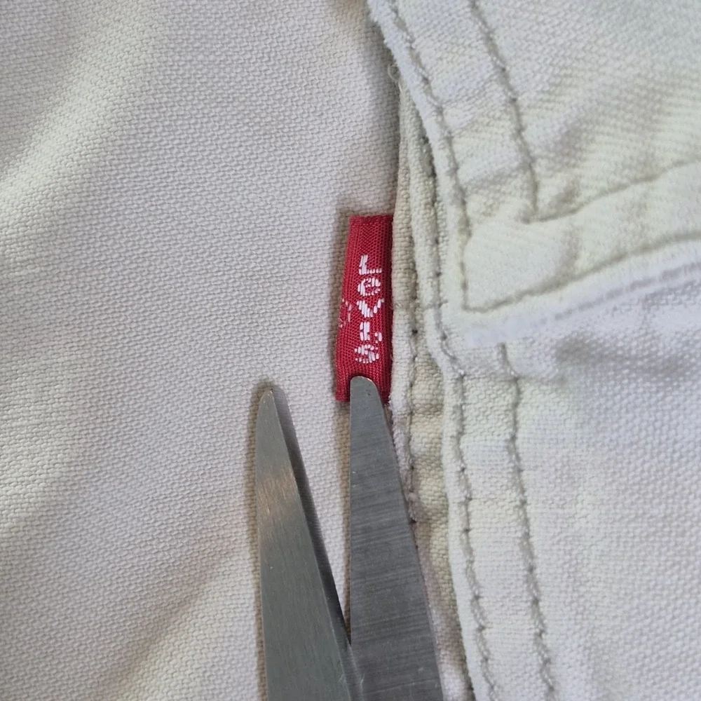 Levi's Workwear Cargo Shorts Mens 36 Beige Cotton Raw Hem 12 Inseam